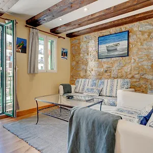 https://apto-reformado-en-el-centro-de-hondarribia.sansebastianhotels.net